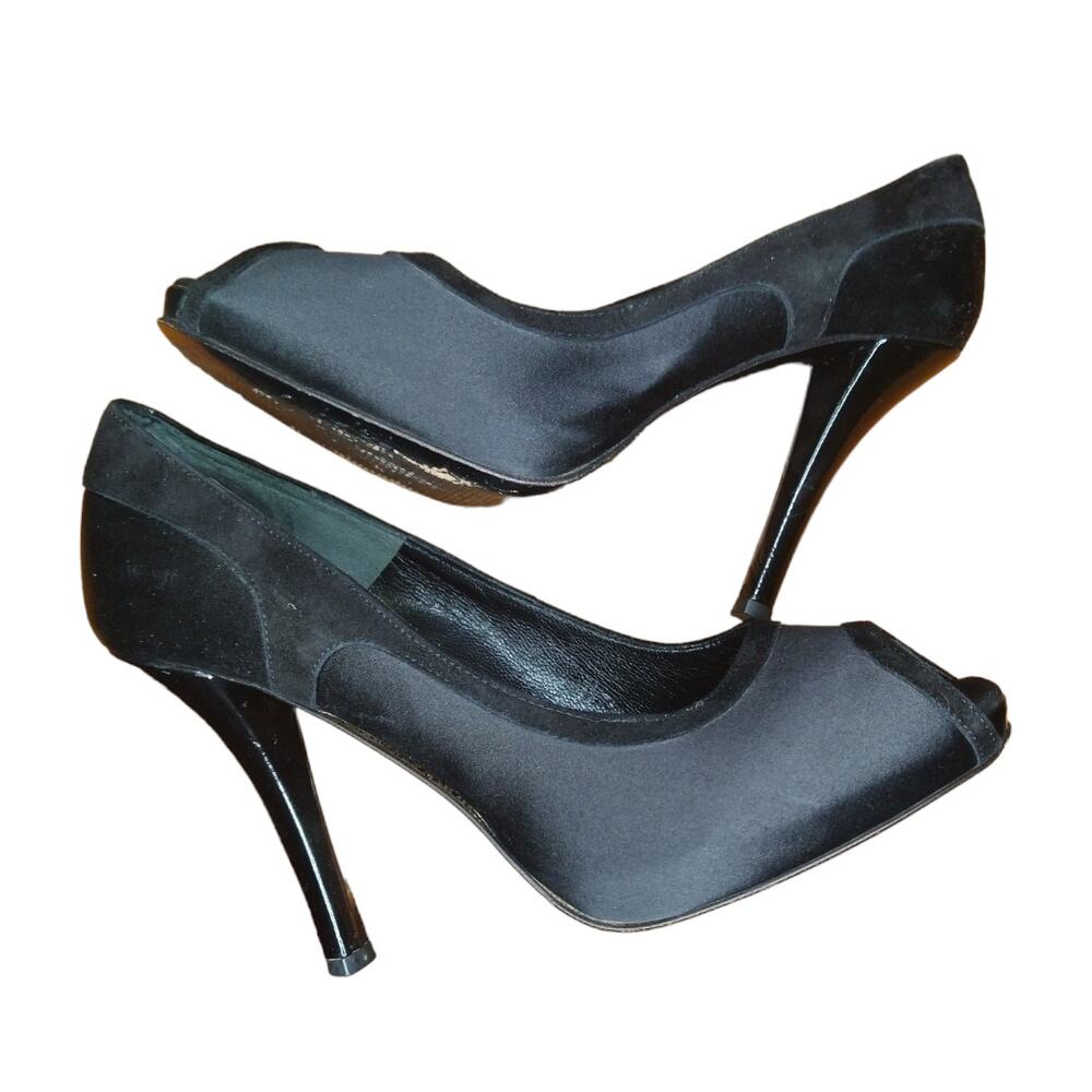 Via Spiga DORY Black Satin Peep Toe Heels sz 7.5 Suede Trim